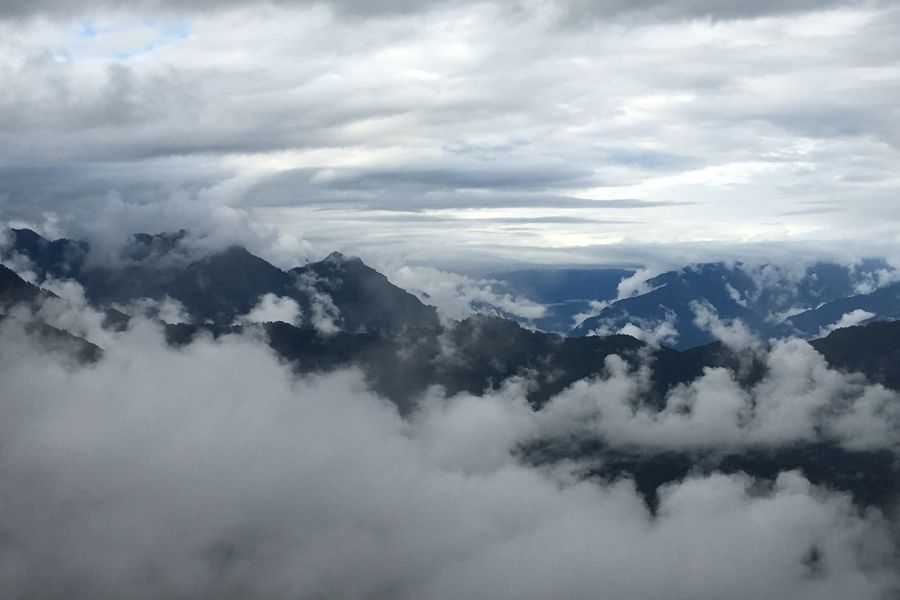 LAYA GASA TREK